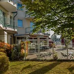 Arielle Mit Terrasse شقة *