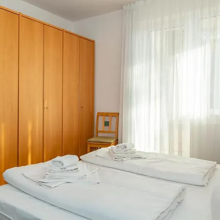 Arielle Mit Terrasse *