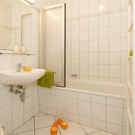 Arielle Mit Terrasse