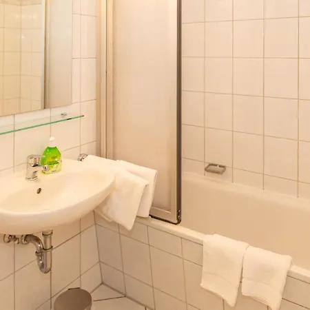 公寓 Arielle Mit Terrasse 泽姆平