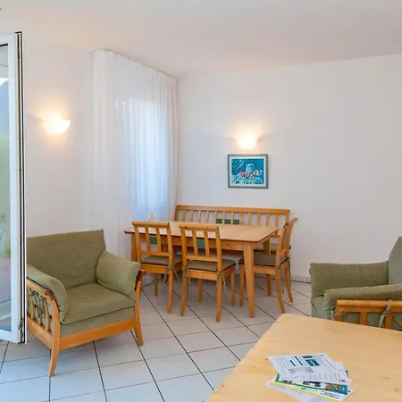 Arielle Mit Terrasse * 泽姆平